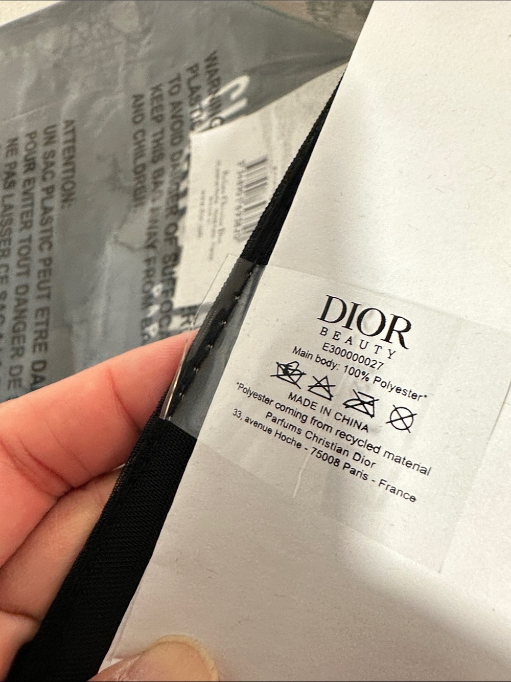 SALE ‼️ Dior Beauty Mesh Tote - Picture 3 of 7